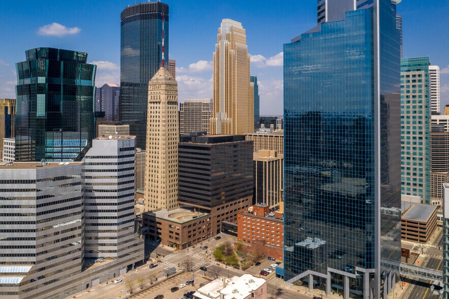 More Photos Of 121 8th St S, Minneapolis Office For Lease