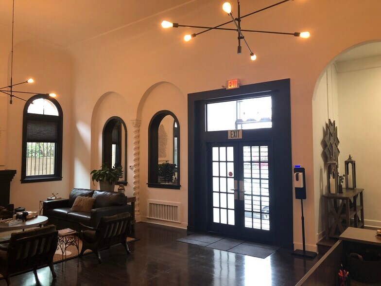 More Photos Of 124 N Townsend Ave, Los Angeles Loft Creative Space For Sale