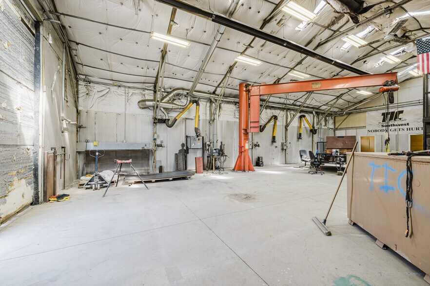 More Photos Of 824 Poplar St, Carlin Industrial For Sale