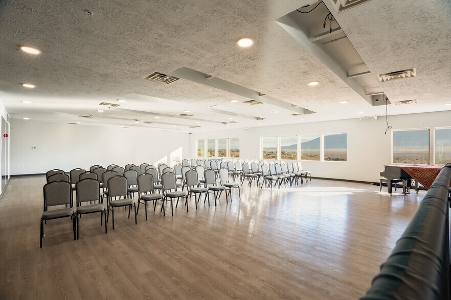 More Photos Of 4311 Sara Rd SE, Albuquerque Research And Development For Sale