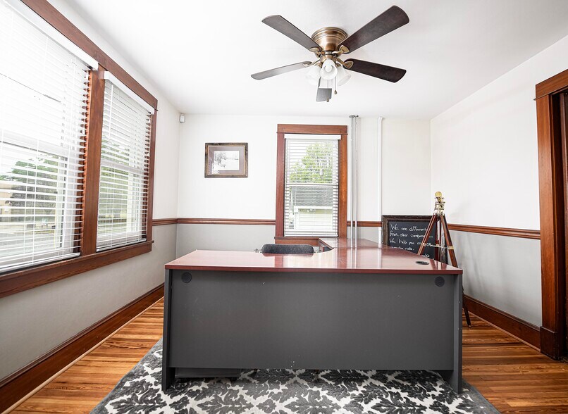 More Photos Of 538 S Philadelphia Blvd, Aberdeen Office For Lease