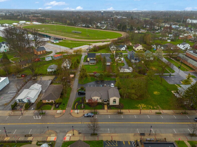 More Photos Of 4120 Main St, Hilliard Freestanding For Sale