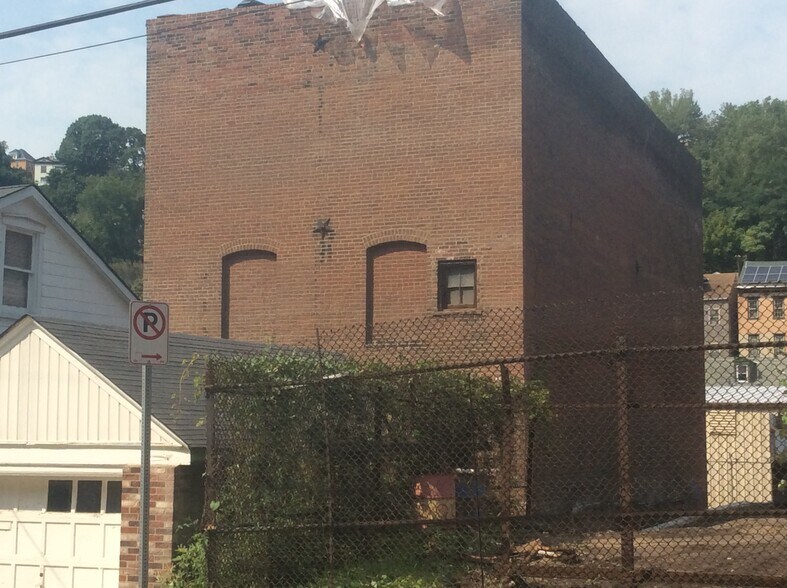 More Photos Of 1239 Welser Way, Pittsburgh Warehouse For Sale