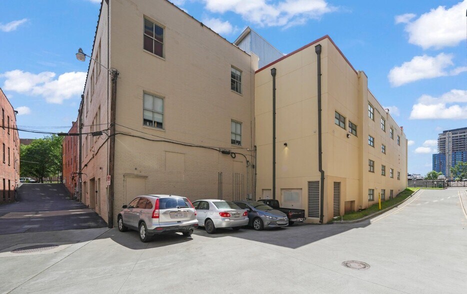 More Photos Of 216 & 218 Rigsbee Ave, Durham Office For Sale