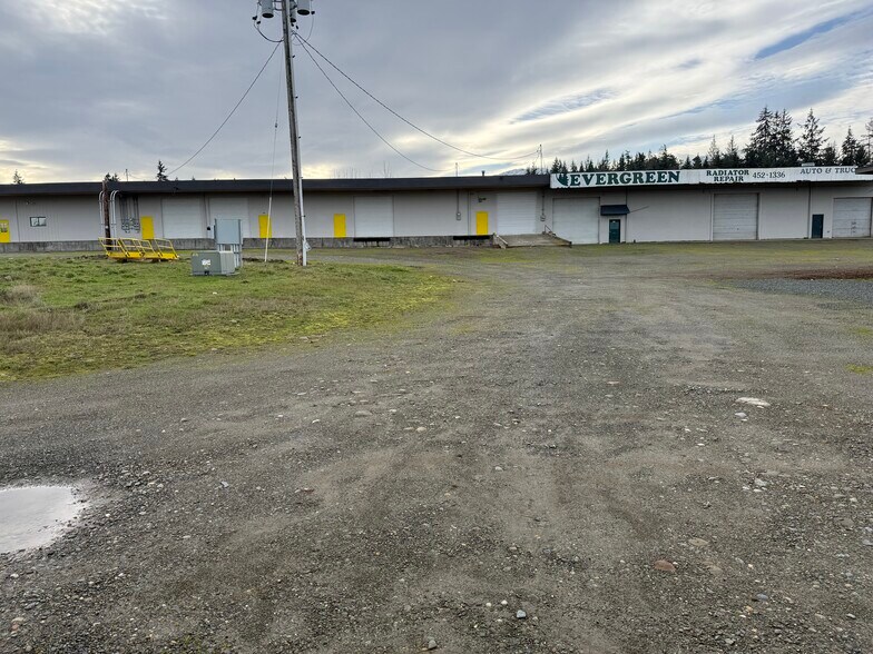 More Photos Of 212 N Gales St, Port Angeles Warehouse For Lease