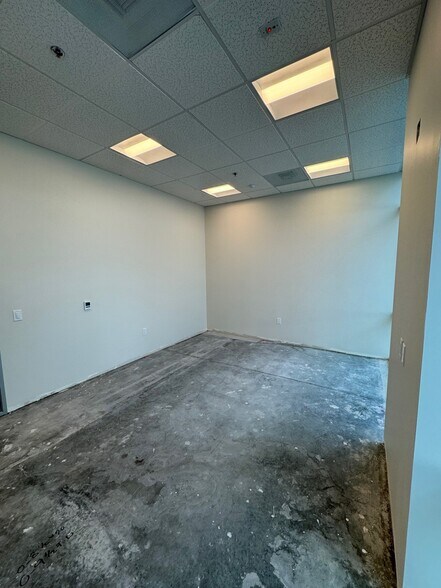 More Photos Of 25425 Orchard Village Rd, Santa Clarita Medical For Sale