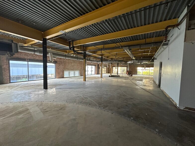 More Photos Of 500 E Kennedy Blvd, Tampa Office For Sale