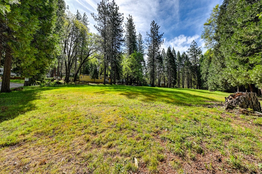 More Photos Of 245 S. Railroad Flat Rd, Rail Road Flat Manufactured Housing Mobile Home Park For Sale