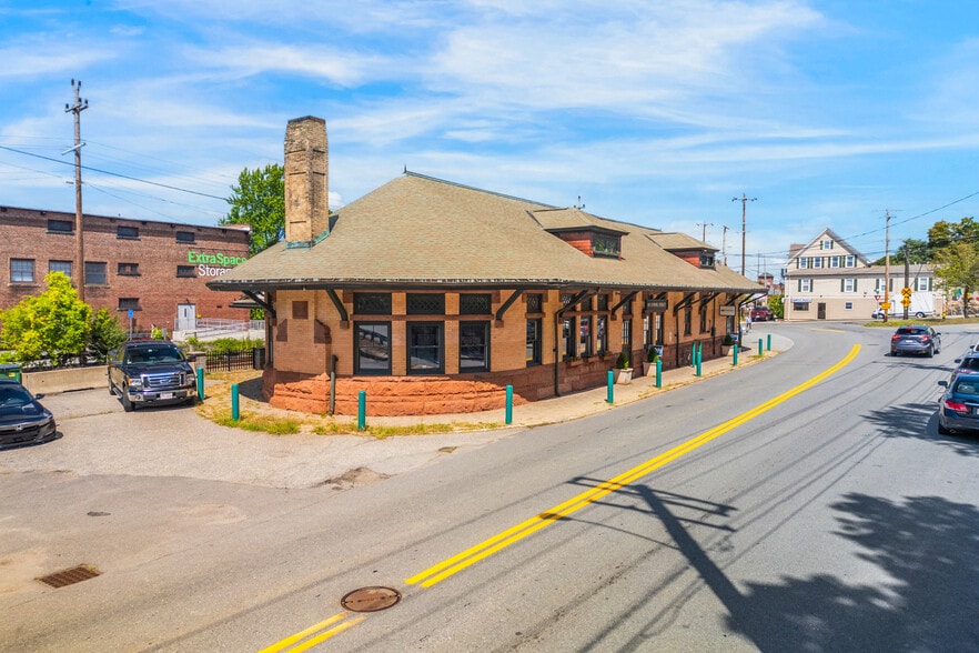 Primary Photo Of 100 School St, Andover Flex For Sale