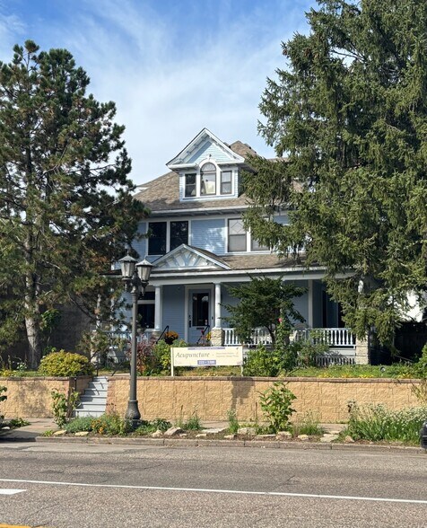 More Photos Of 1033 Grand Ave, Saint Paul Health Club For Sale