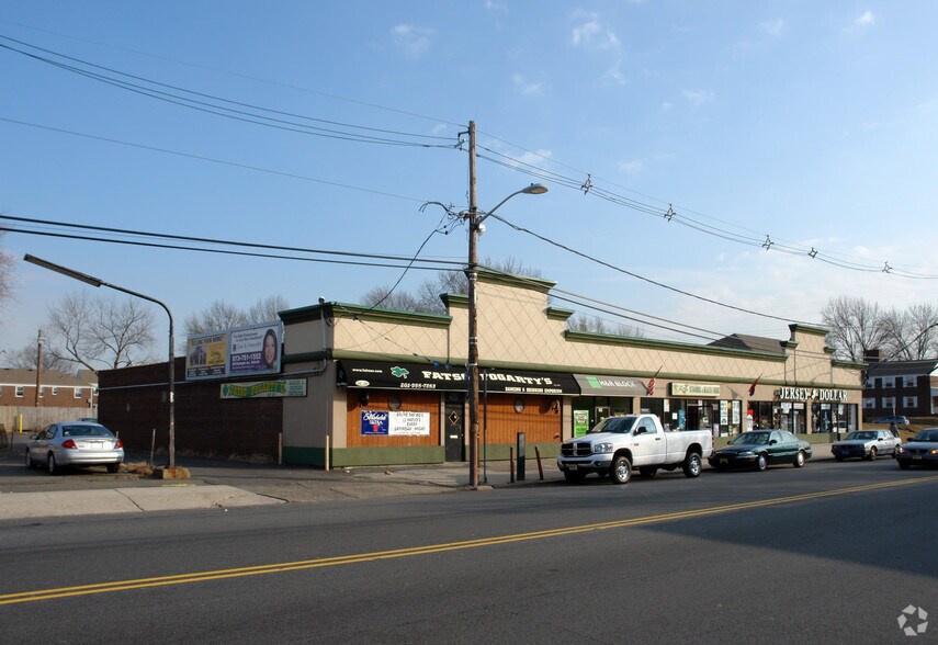 More Photos Of 576-584 Ridge Rd, North Arlington Unknown For Lease