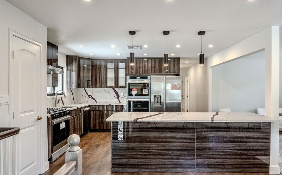 More Photos Of 776 Hempstead Ave, West Hempstead Specialty For Sale