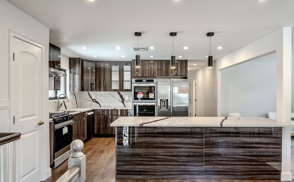 More Photos Of 776 Hempstead Ave, West Hempstead Specialty For Sale