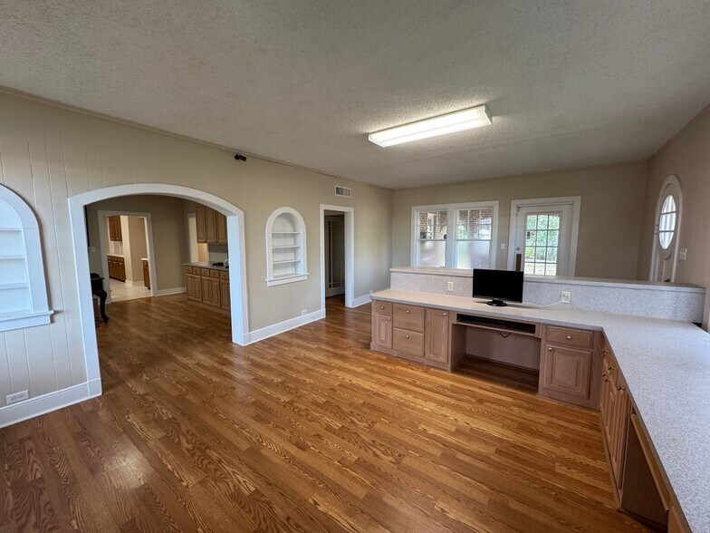 More Photos Of 436 S Fannin Ave, Tyler Office Residential For Sale