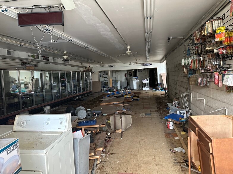 More Photos Of , Hazel Crest General Retail For Sale