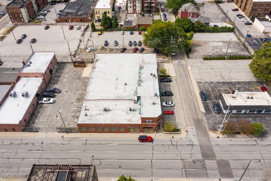 More Photos Of 838 N Delaware St, Indianapolis Unknown For Lease