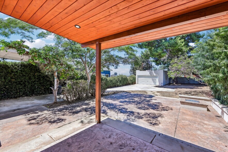 More Photos Of 3378 N Mountain View Dr, San Diego Apartments For Sale