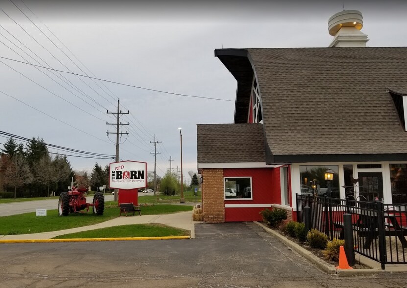 More Photos Of 303 E Kensington Rd, Mount Prospect Restaurant For Sale