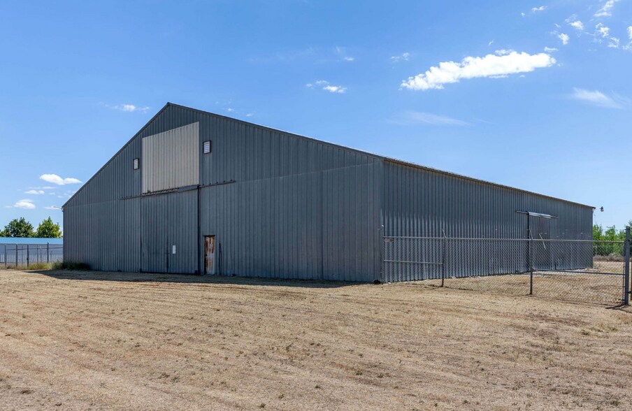 Primary Photo Of 7836 W Boekel Rd, Rathdrum Warehouse For Sale