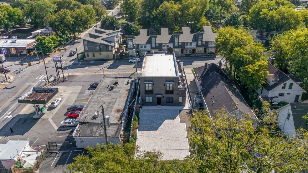 More Photos Of 722 McFerrin Ave, Nashville Restaurant For Lease