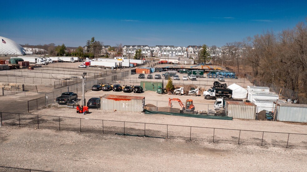 More Photos Of 80 Passaic Ave, Florham Park Land For Lease