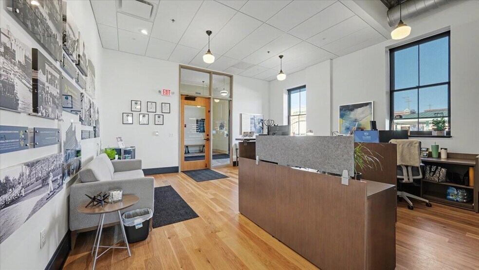 More Photos Of 102 Walnut St, Winona Office Residential For Sale