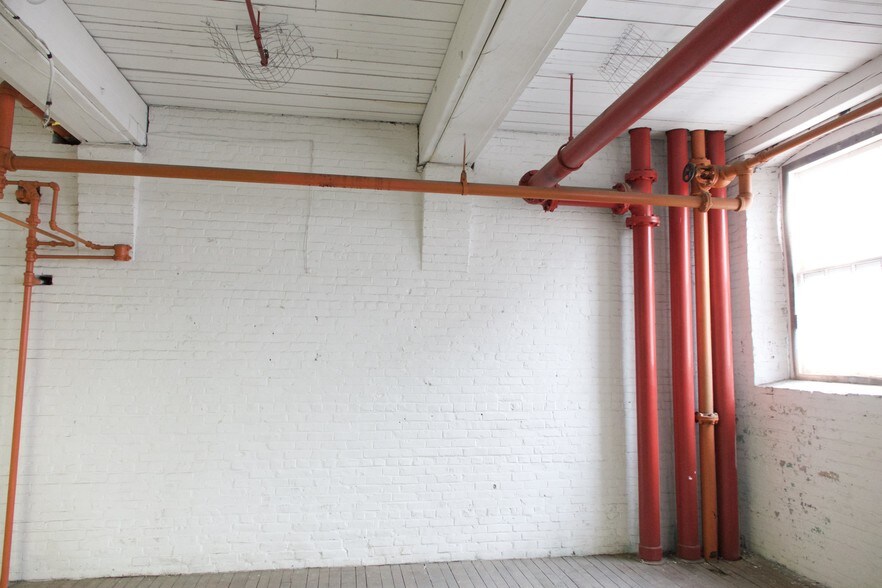 Photo of 2nd Floor Ste East Bay