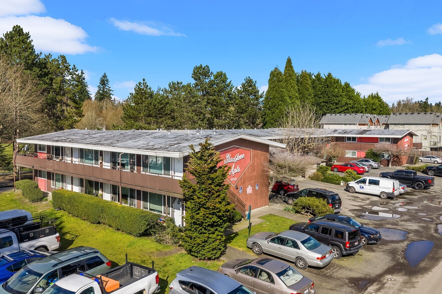More Photos Of 12315 28th Ave NE, Seattle Apartments For Sale