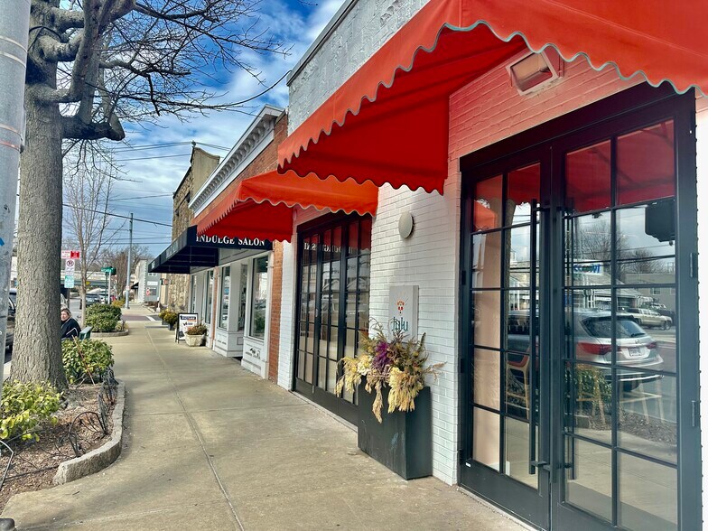 More Photos Of 202 Sound Beach Ave, Old Greenwich General Retail For Lease