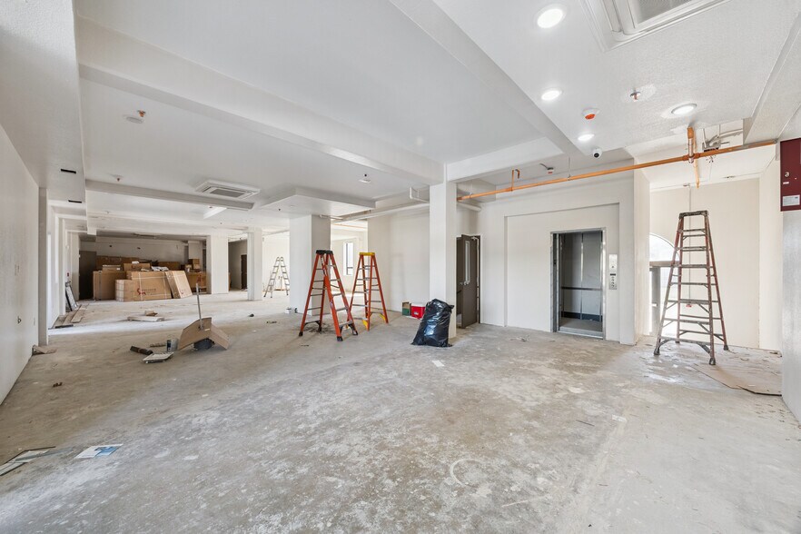 More Photos Of 5005 Avenue U, Galveston Hotel For Sale
