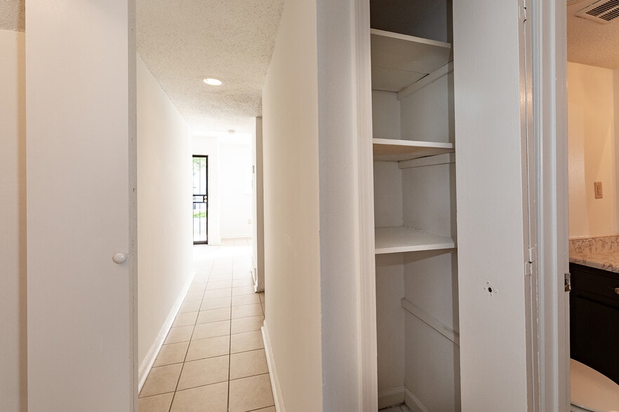 More Photos Of 2780 Raleigh-Lagrange Rd, Memphis Apartments For Sale