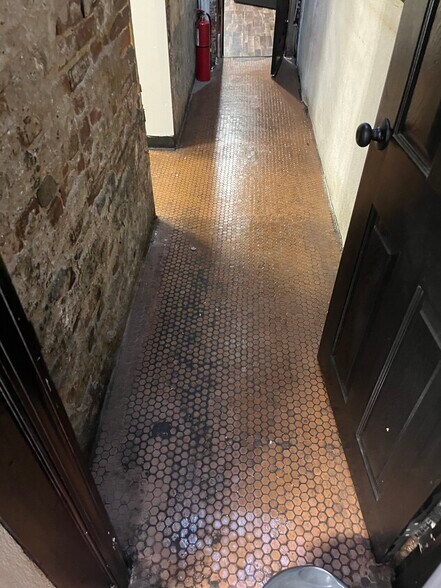 More Photos Of 2650-2652 E Somerset St, Philadelphia Restaurant For Lease