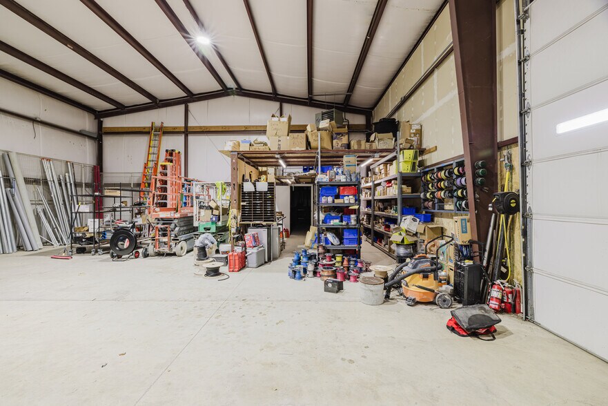 More Photos Of 1070 Silver St, Elko Manufacturing For Lease