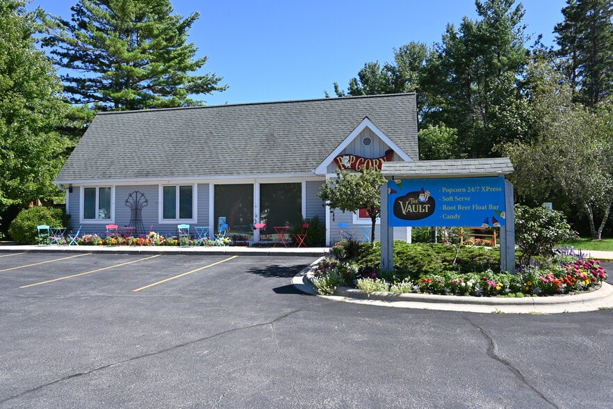 More Photos Of 12046 State Hwy 42, Ellison Bay Freestanding For Sale
