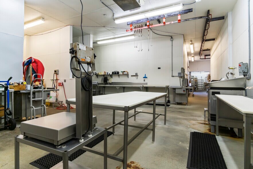 More Photos Of 2983 Cove Mountain Rd, Martinsburg Convenience Store For Sale