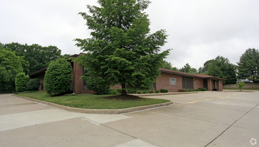 More Photos Of 17286 Dumfries Rd, Dumfries Flex For Sale