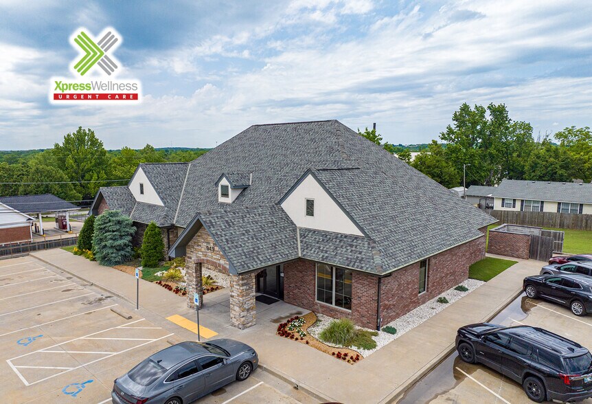 More Photos Of 949 E Taft Ave, Sapulpa Medical For Sale