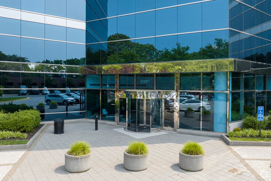 More Photos Of 11107 Sunset Hills Rd, Reston Medical For Lease