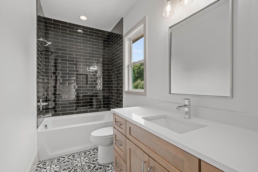 More Photos Of , Raleigh Multifamily For Sale