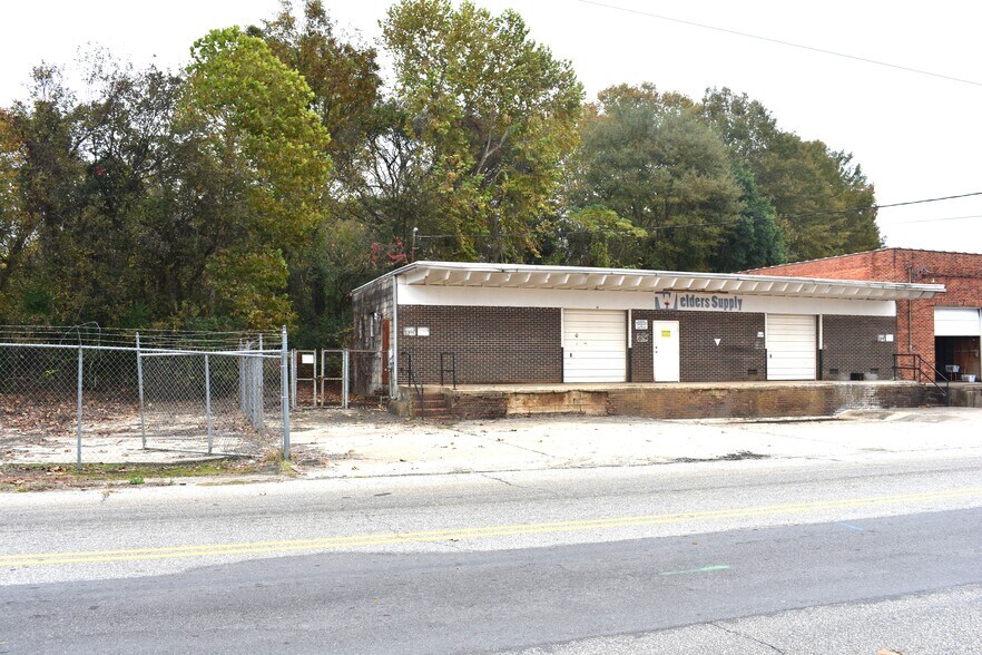 Primary Photo Of 710 N Perry St, Montgomery Industrial For Lease