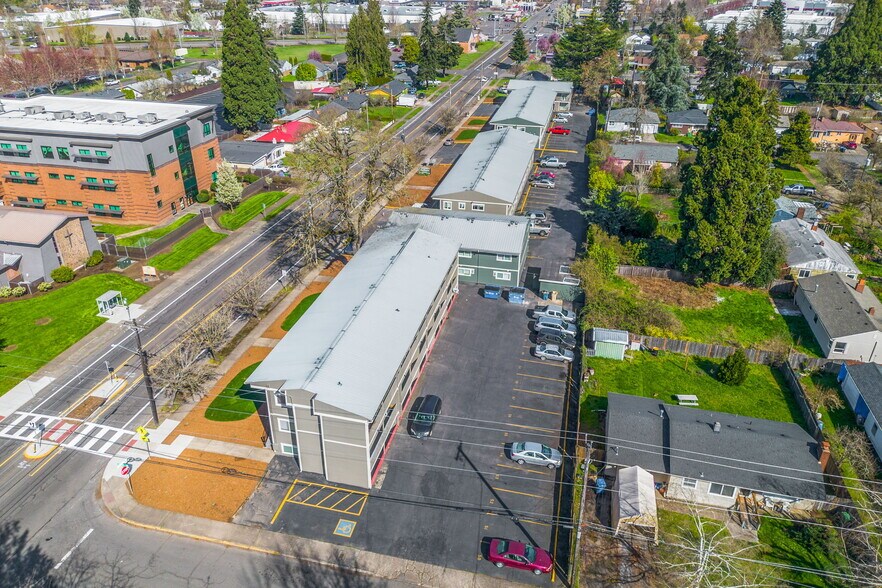 Primary Photo Of 2510-2560 Broadway St NE, Salem Apartments For Sale