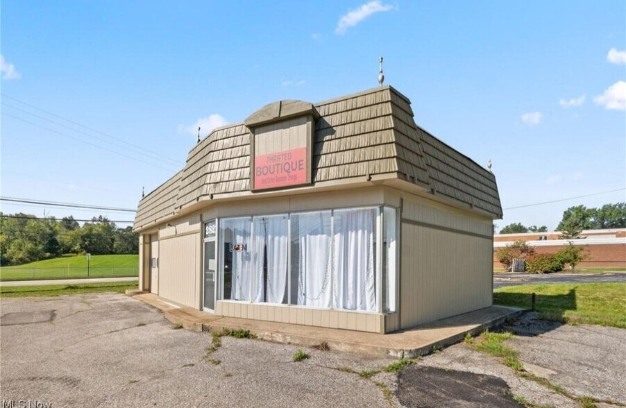 More Photos Of 2821 E Aurora Rd, Twinsburg Freestanding For Sale