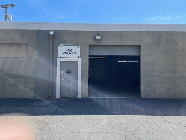 More Photos Of 20620-20622 Superior St, Chatsworth Warehouse For Lease