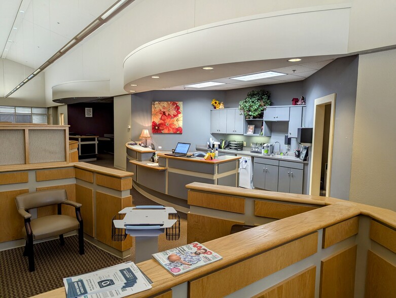 More Photos Of 1003 Schneider Dr, Malvern Healthcare For Sale