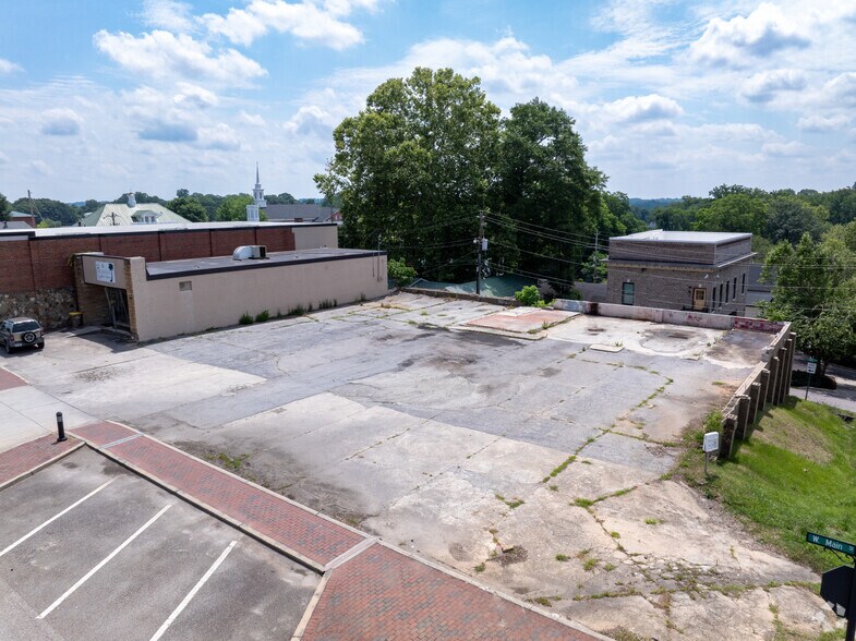 More Photos Of 123 W Main St, Buford General Retail For Sale