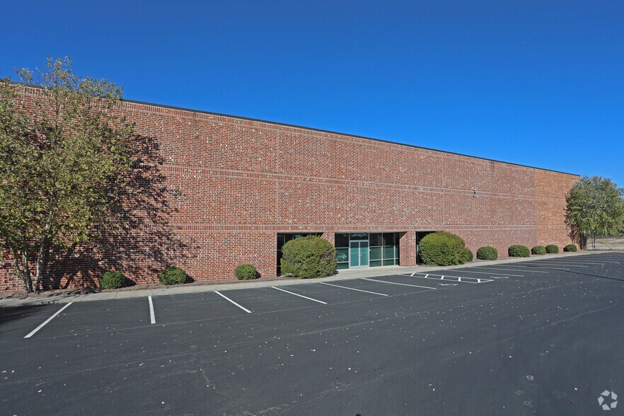 Primary Photo Of 6348 Burnt Poplar Rd, Greensboro Warehouse For Lease