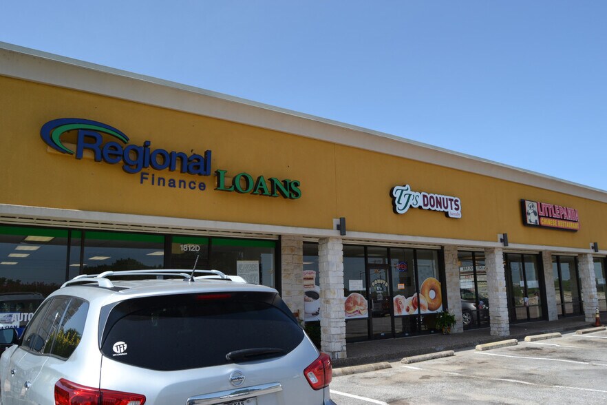 More Photos Of 1808-1812 Santa Fe Dr, Weatherford Unknown For Lease