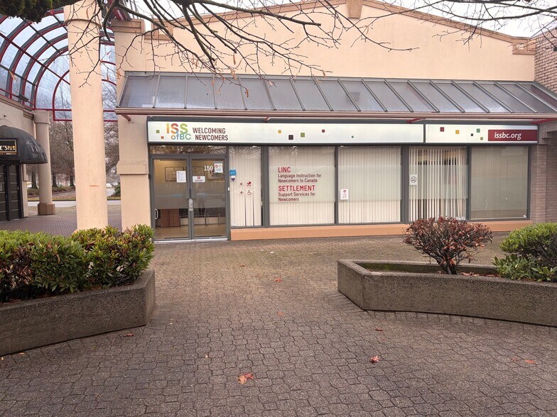 More Photos Of 8400 Alexandra Rd, Richmond General Retail For Lease
