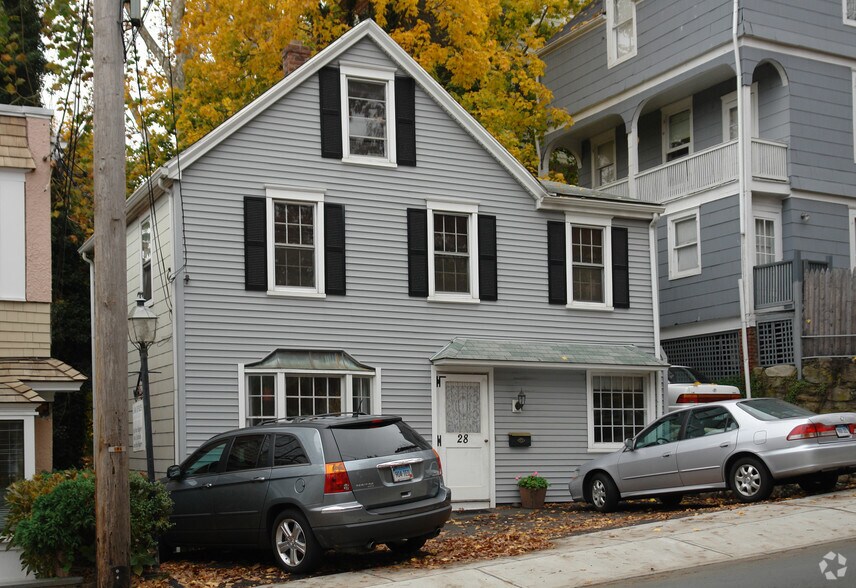 More Photos Of 28 Sound View Dr, Greenwich Office Residential For Lease