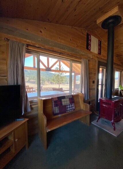 More Photos Of 27288 Wind Cave Rd, Hot Springs Lodge Meeting Hall For Sale